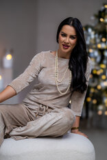 TOP “ANNETTE” - LODIČKOVÝ VÝSTRIH, PRILIEHAVÉ RUKÁVY