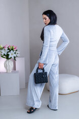 TOP “ANNETTE” - LODIČKOVÝ VÝSTRIH, ROZŠÍRENÉ RUKÁVY