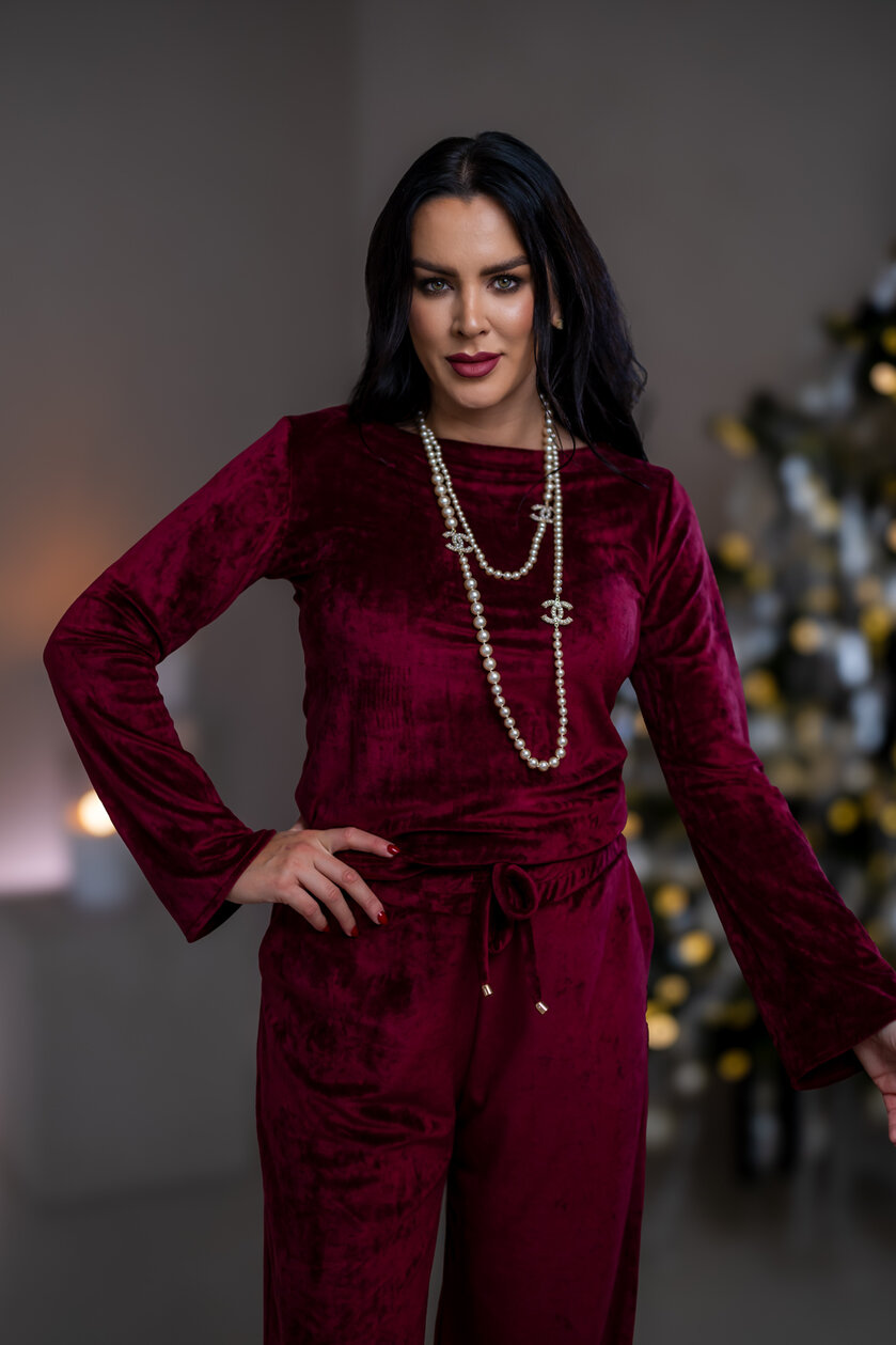 TOP “ANNETTE” - LODIČKOVÝ VÝSTRIH, ROZŠÍRENÉ RUKÁVY