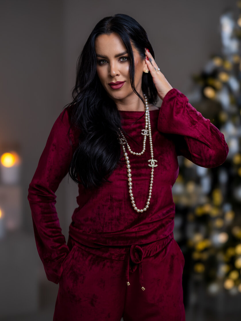 TOP “ANNETTE” - LODIČKOVÝ VÝSTRIH, ROZŠÍRENÉ RUKÁVY