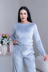 TOP “ANNETTE” - LODIČKOVÝ VÝSTRIH, ROZŠÍRENÉ RUKÁVY TOP “ANNETTE” - LODIČKOVÝ VÝSTRIH, ROZŠÍRENÉ RUKÁVY