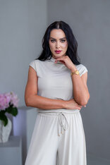 TOP “ANNETTE” - PRINECHANÝ STOJAČIK, PADNUTÉ PLECIA