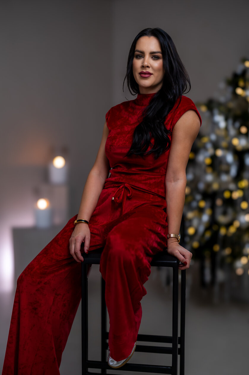 TOP “ANNETTE” - PRINECHANÝ STOJAČIK, PADNUTÉ PLECIA