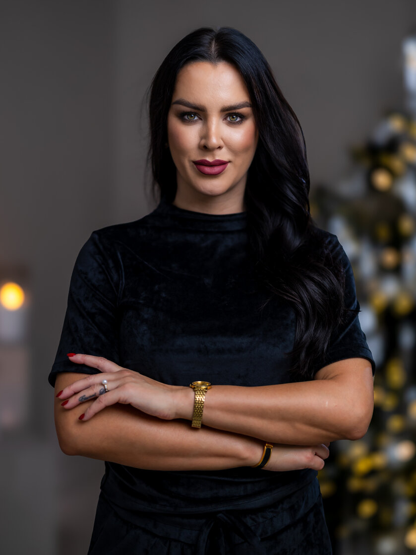 TOP “ANNETTE” - PRINECHANÝ STOJAČIK, PRILIEHAVÉ RUKÁVY