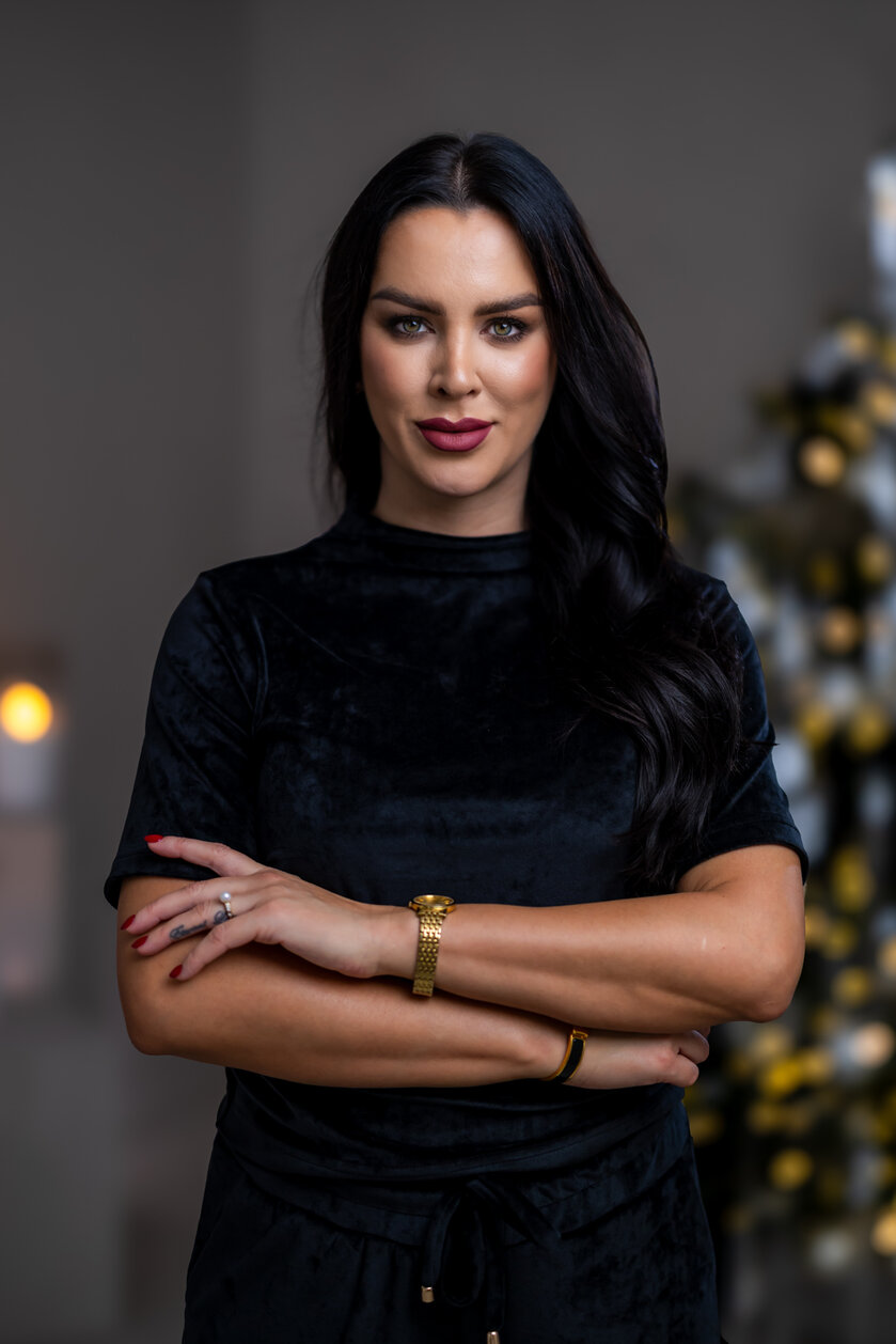 TOP “ANNETTE” - PRINECHANÝ STOJAČIK, PRILIEHAVÉ RUKÁVY