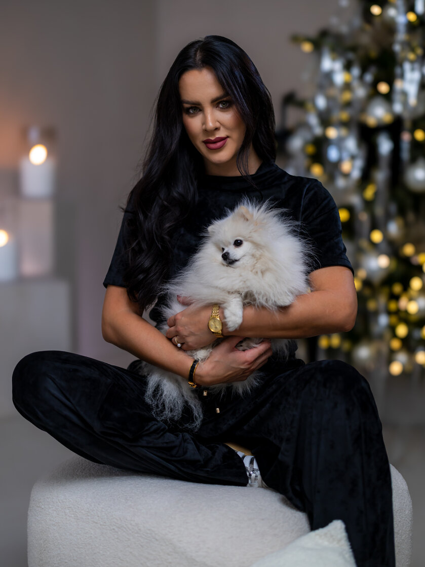 TOP “ANNETTE” - PRINECHANÝ STOJAČIK, PRILIEHAVÉ RUKÁVY