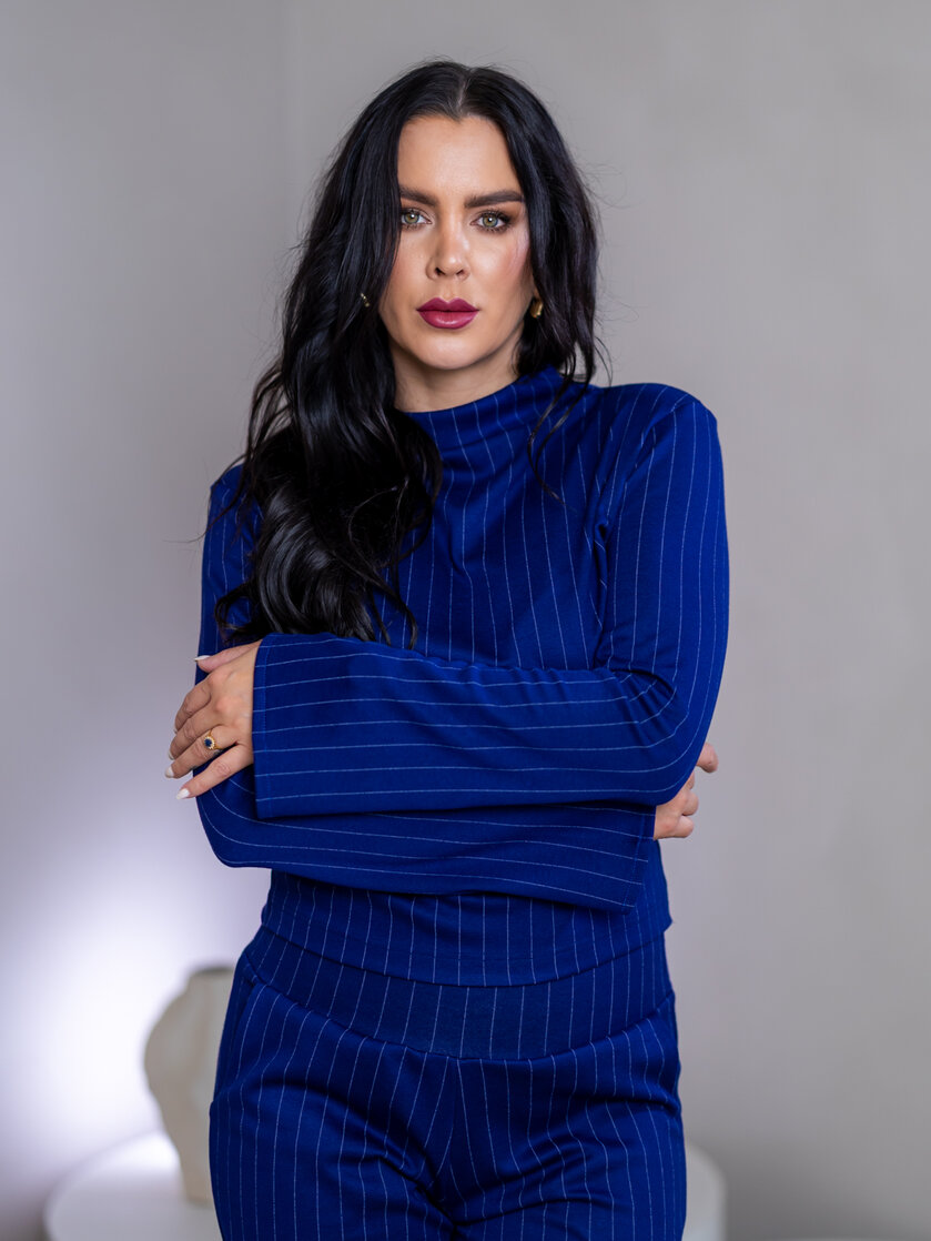 TOP “ANNETTE” - PRINECHANÝ STOJAČIK, ROZŠÍRENÉ RUKÁVY