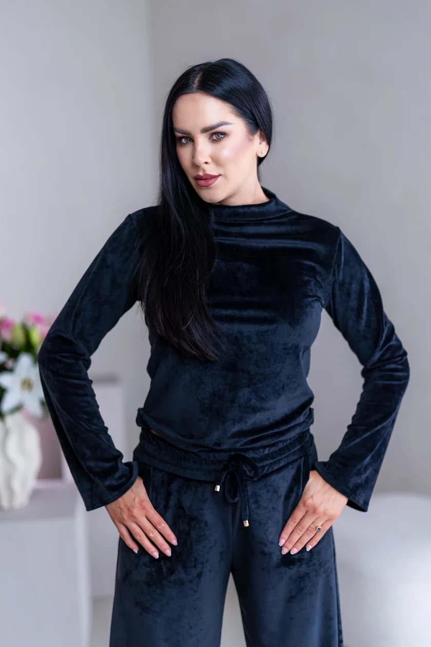 TOP “ANNETTE” - PRINECHANÝ STOJAČIK, ROZŠÍRENÉ RUKÁVY