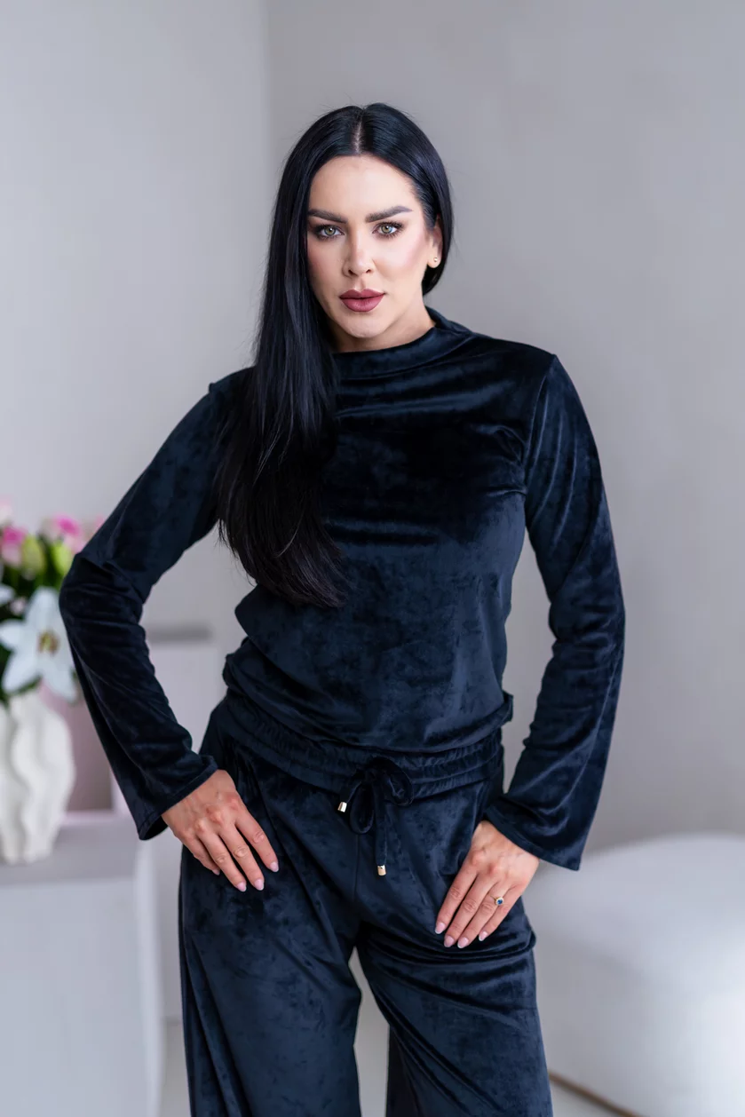 TOP “ANNETTE” - PRINECHANÝ STOJAČIK, ROZŠÍRENÉ RUKÁVY