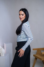 TOP “ANNETTE” - VÉČKOVÝ VÝSTRIH, PRILIEHAVÉ RUKÁVY