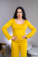 TOP “ANNETTE” - VEĽKÝ GUĽATÝ VÝSTRIH, ROZŠÍRENÉ RUKÁVY