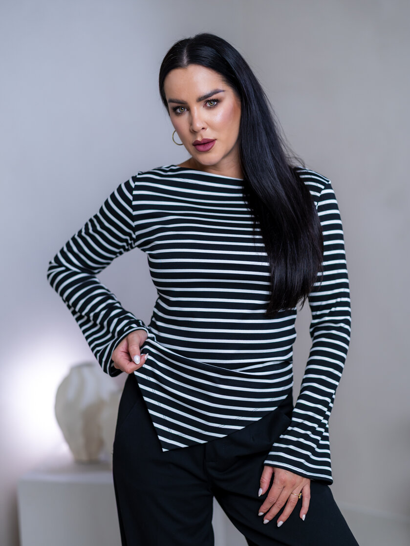 TOP “CAMILLA” - LODIČKOVÝ VÝSTRIH, ROZŠÍRENÉ RUKÁVY