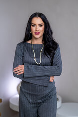 TOP “CAMILLA” - LODIČKOVÝ VÝSTRIH, ROZŠÍRENÉ RUKÁVY