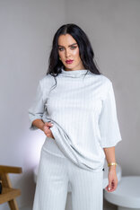 TOP “ELIZABETH” S PRINECHANÝM STOJAČIKOM A 3/4 RUKÁVMI