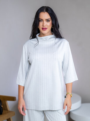 TOP “ELIZABETH” S PRINECHANÝM STOJAČIKOM A 3/4 RUKÁVMI