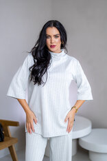 TOP “ELIZABETH” S PRINECHANÝM STOJAČIKOM A 3/4 RUKÁVMI