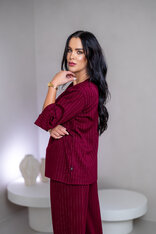 TOP “ELIZABETH” S VÉČKOVÝM VÝSTRIHOM A 3/4 RUKÁVMI