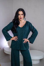 TOP “ELIZABETH” S VÉČKOVÝM VÝSTRIHOM A DLHÝMI RUKÁVMI