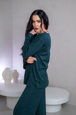 TOP “ELIZABETH” S VÉČKOVÝM VÝSTRIHOM A DLHÝMI RUKÁVMI