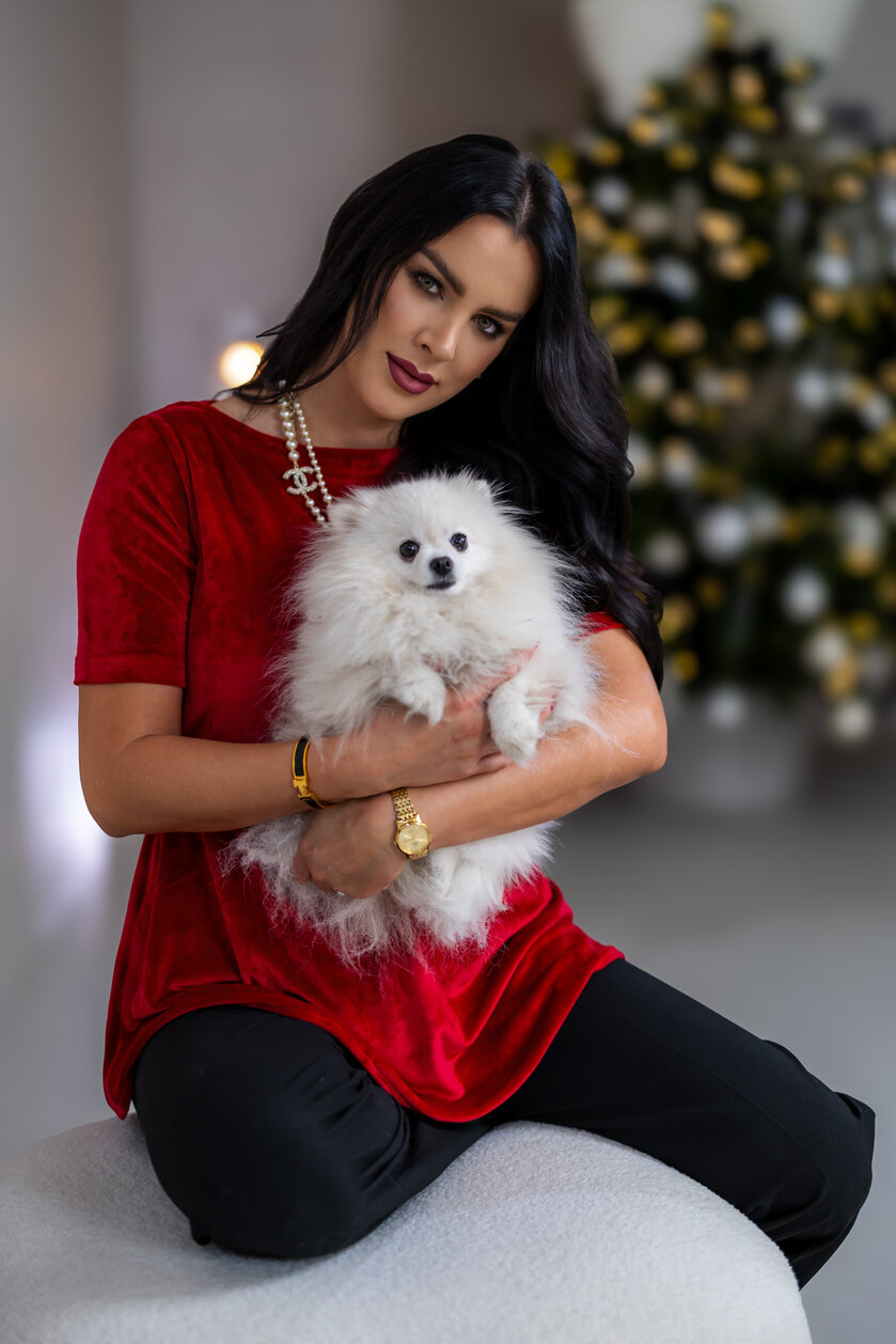 TOP “PATRICIA” - LODIČKOVÝ VÝSTRIH, PRILIEHAVÉ RUKÁVY