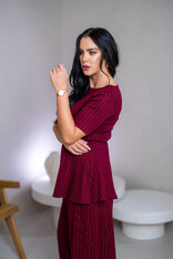 TOP “PATRICIA” - LODIČKOVÝ VÝSTRIH, PRILIEHAVÉ RUKÁVY