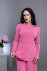 TOP “PATRICIA” - LODIČKOVÝ VÝSTRIH, ROZŠÍRENÉ RUKÁVY TOP “PATRICIA” - LODIČKOVÝ VÝSTRIH, ROZŠÍRENÉ RUKÁVY