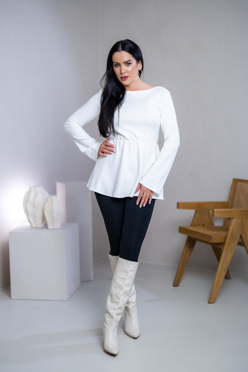 TOP “PATRICIA” - LODIČKOVÝ VÝSTRIH, ROZŠÍRENÉ RUKÁVY