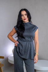 TOP “PATRICIA” - PRINECHANÝ STOJAČIK, PADNUTÉ PLECIA