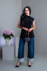 TOP “PATRICIA” - PRINECHANÝ STOJAČIK, PADNUTÉ PLECIA