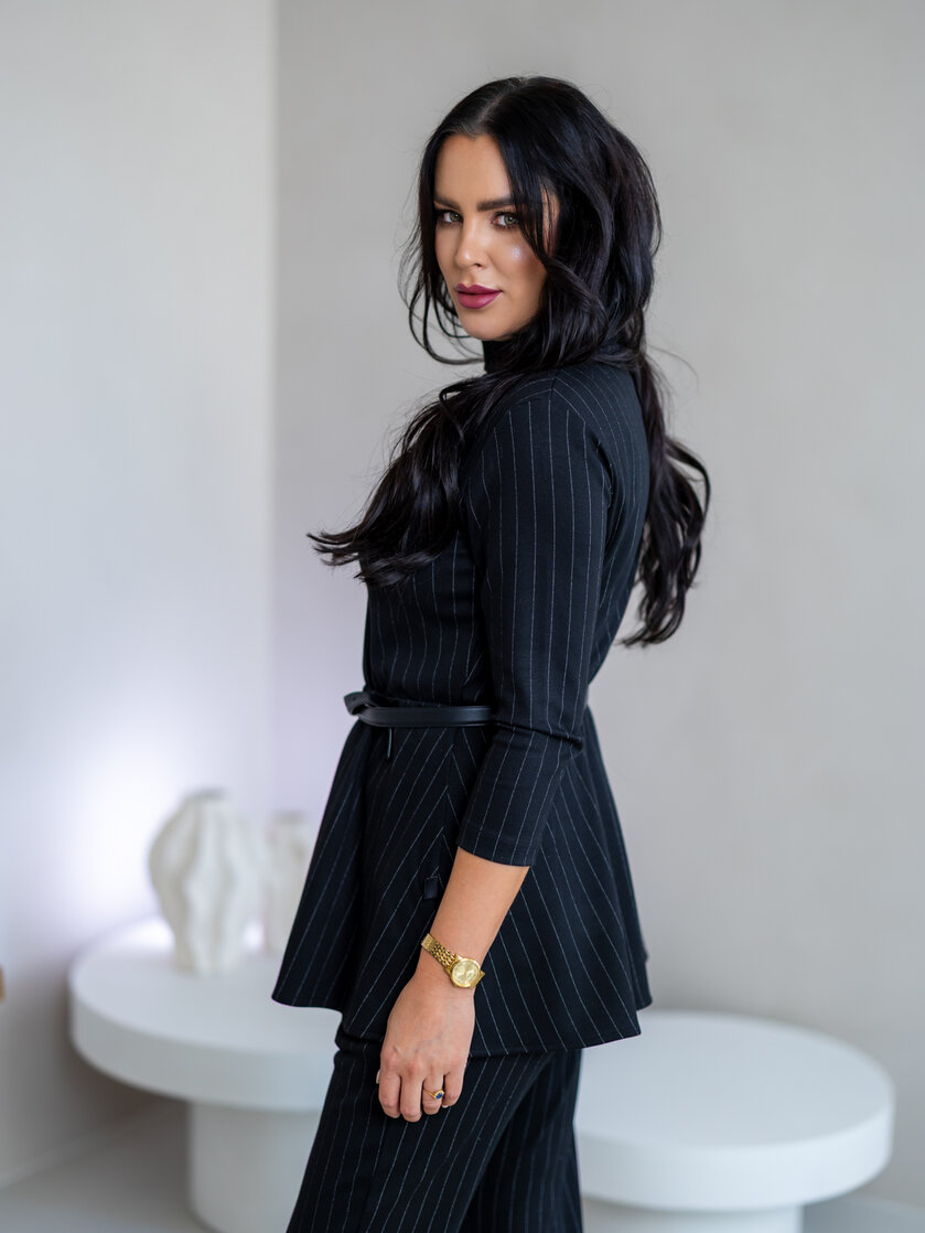 TOP “PATRICIA” - PRINECHANÝ STOJAČIK, PRILIEHAVÉ RUKÁVY