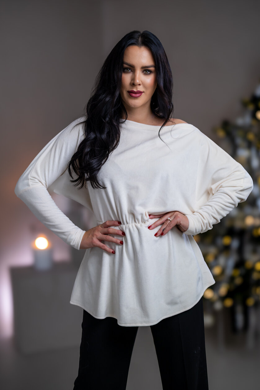 TOP “PATRICIA“ S NETOPIERÍMI RUKÁVMI