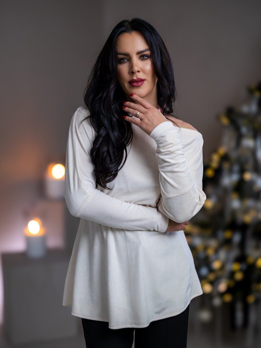 TOP “PATRICIA“ S NETOPIERÍMI RUKÁVMI