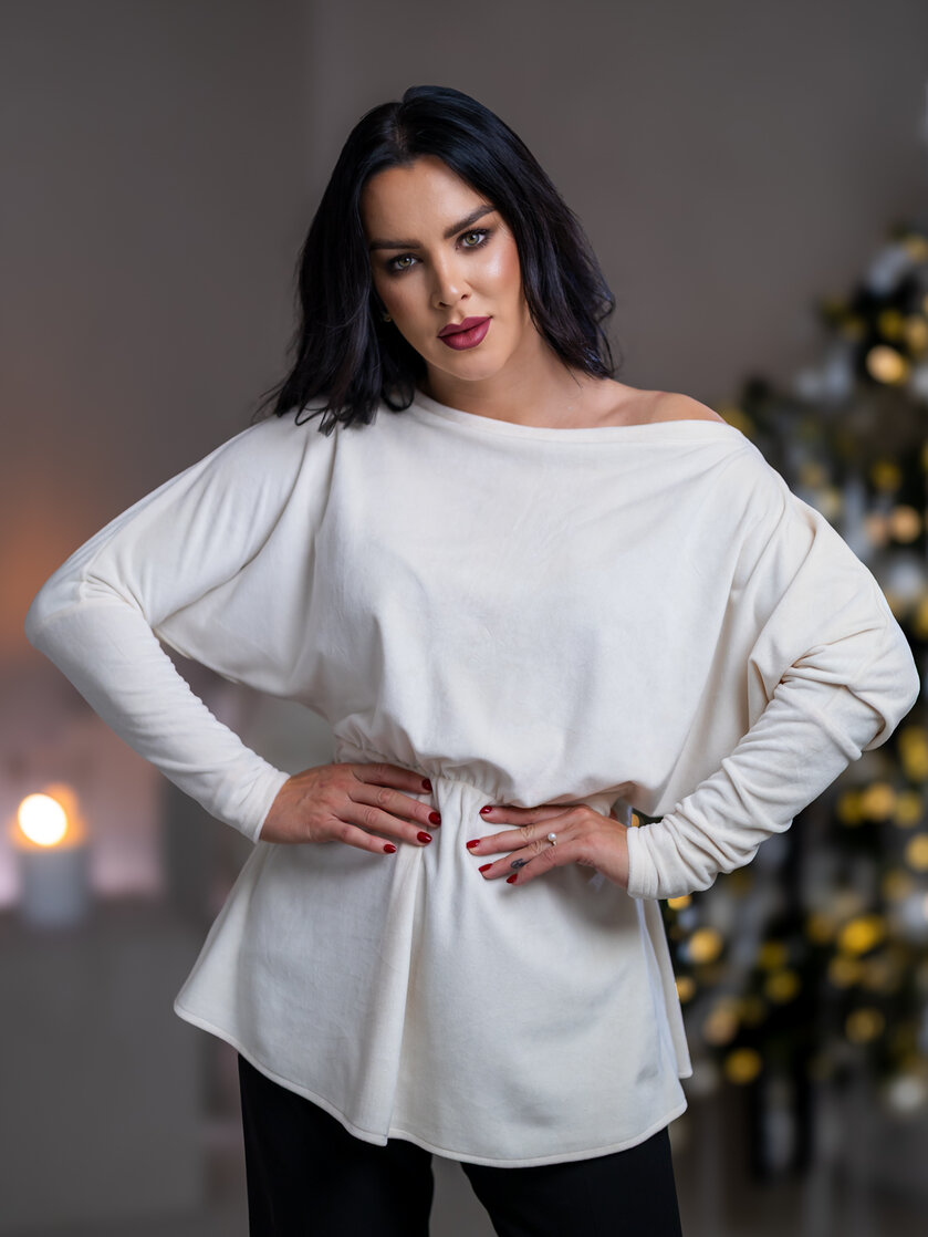 TOP “PATRICIA“ S NETOPIERÍMI RUKÁVMI