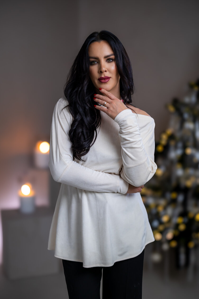 TOP “PATRICIA“ S NETOPIERÍMI RUKÁVMI