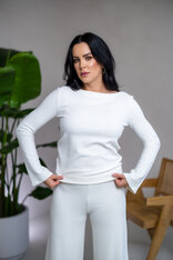 TOP “VICTORIA” S LODIČKOVÝM VÝSTRIHOM A ROZŠÍRENÝMI RUKÁVMI