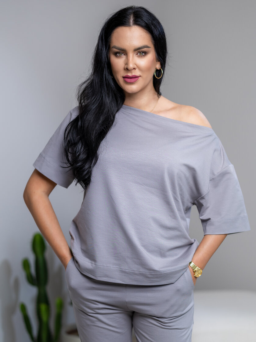 TRIČKO “MELANIE” S LODIČKOVÝM VÝSTRIHOM