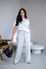 TRIČKO “MELANIE” S LODIČKOVÝM VÝSTRIHOM