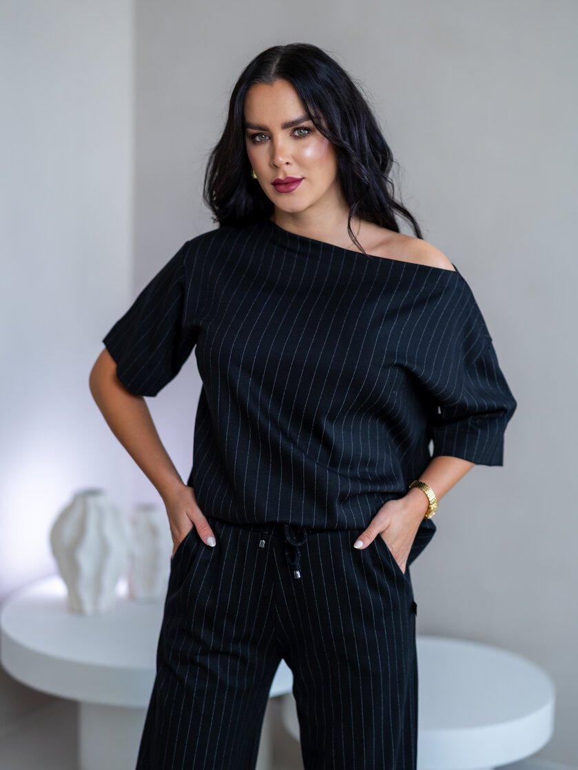 TRIČKO “MELANIE” S LODIČKOVÝM VÝSTRIHOM