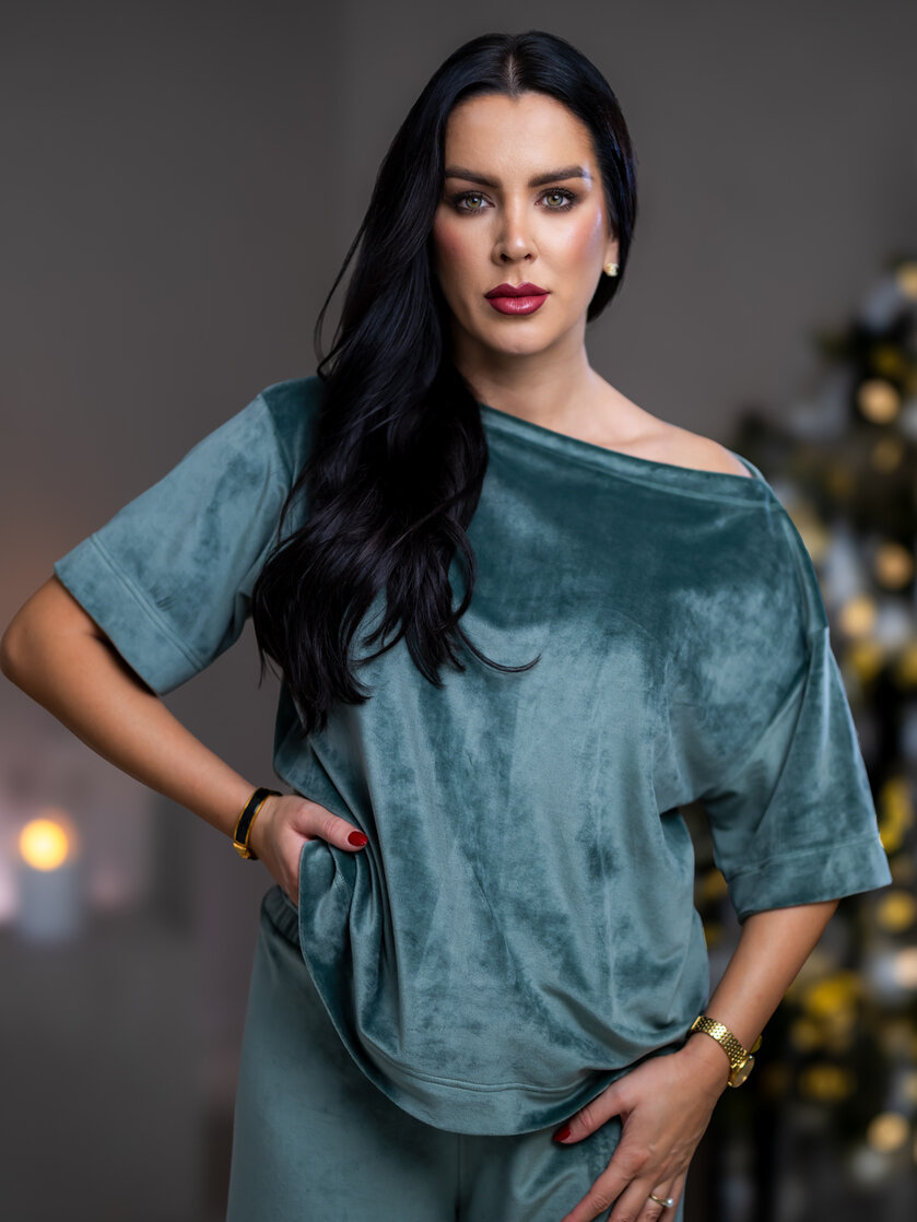 TRIČKO “MELANIE” S LODIČKOVÝM VÝSTRIHOM