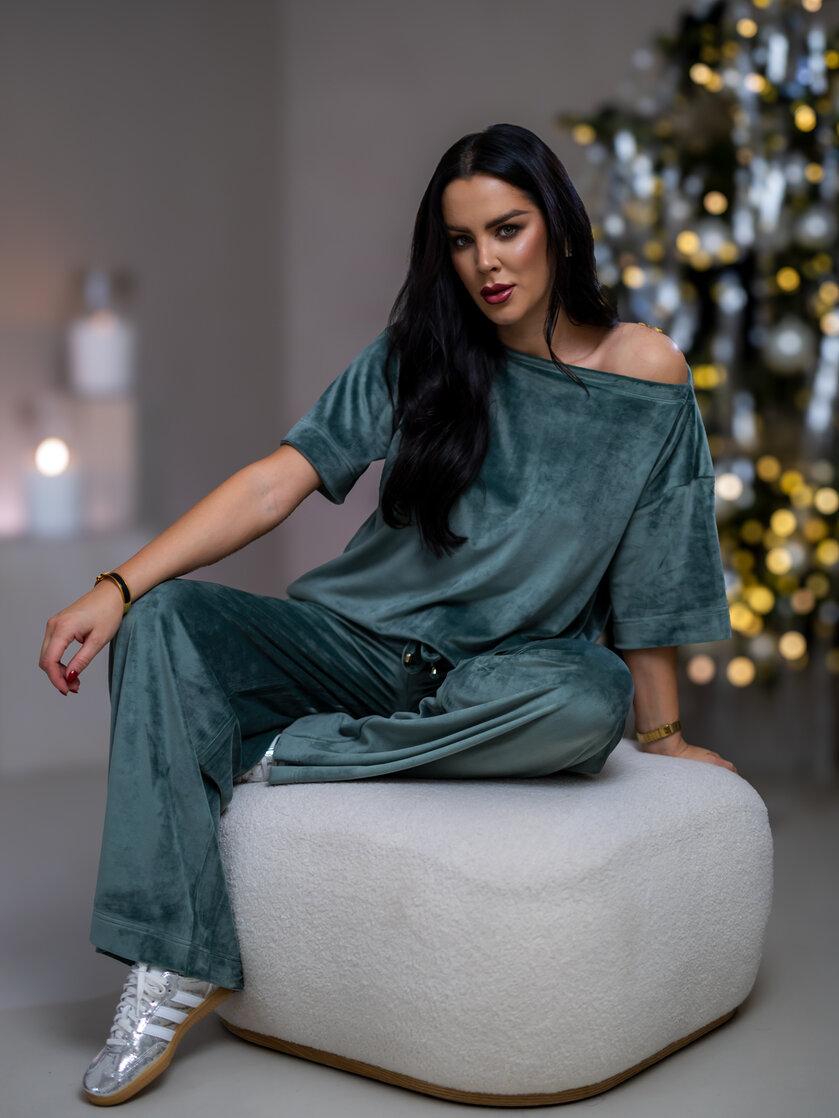 TRIČKO “MELANIE” S LODIČKOVÝM VÝSTRIHOM