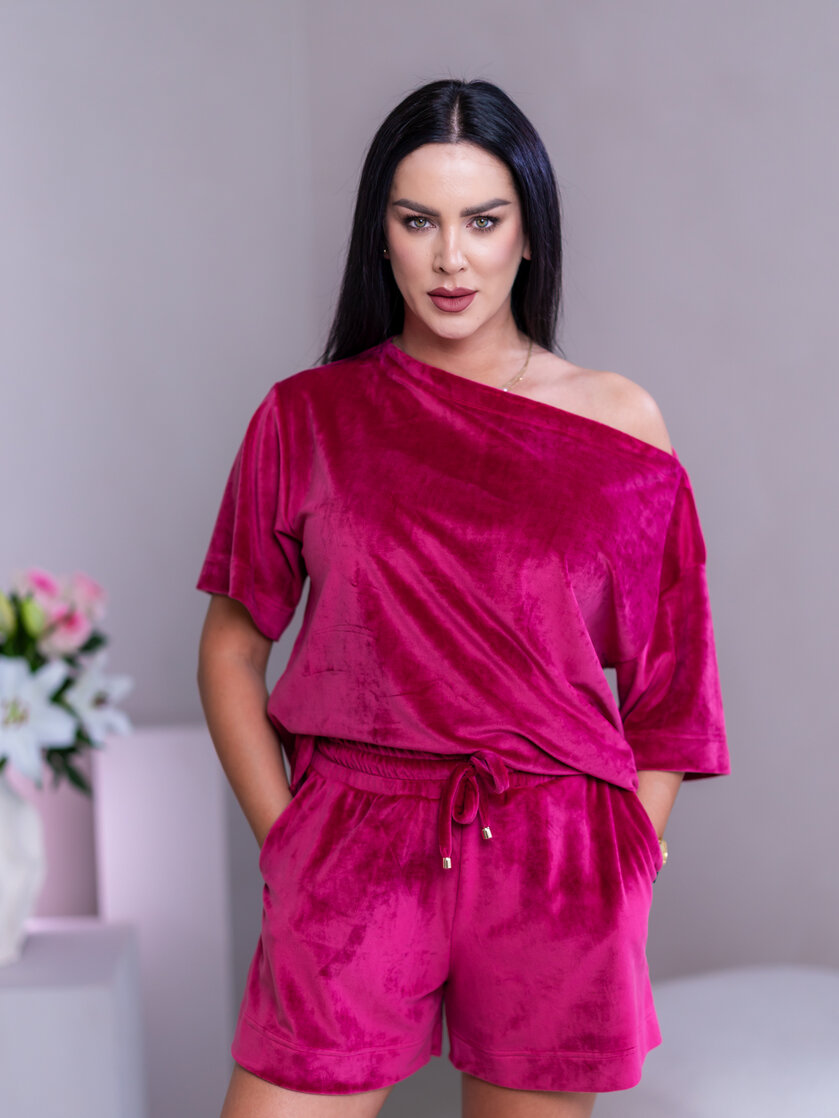 TRIČKO “MELANIE” S LODIČKOVÝM VÝSTRIHOM