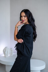 TRIČKO “MELANIE” S LODIČKOVÝM VÝSTRIHOM