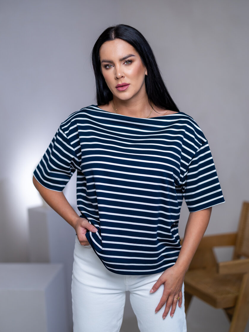 TRIČKO “MELANIE” S LODIČKOVÝM VÝSTRIHOM - PÁSIK