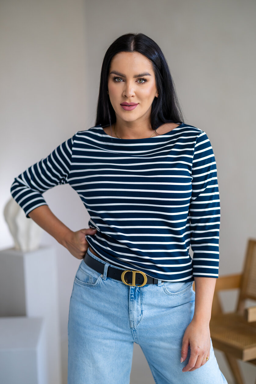 TRIČKO “VANDA” S LODIČKOVÝM VÝSTRIHOM - PÁSIK