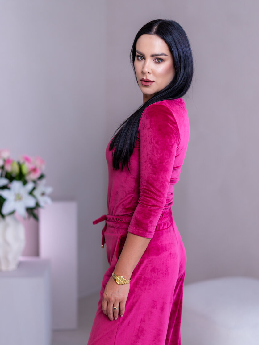 TRIČKO “VERONIKA“ - VEĽKÝ GUĽATÝ VÝSTRIH