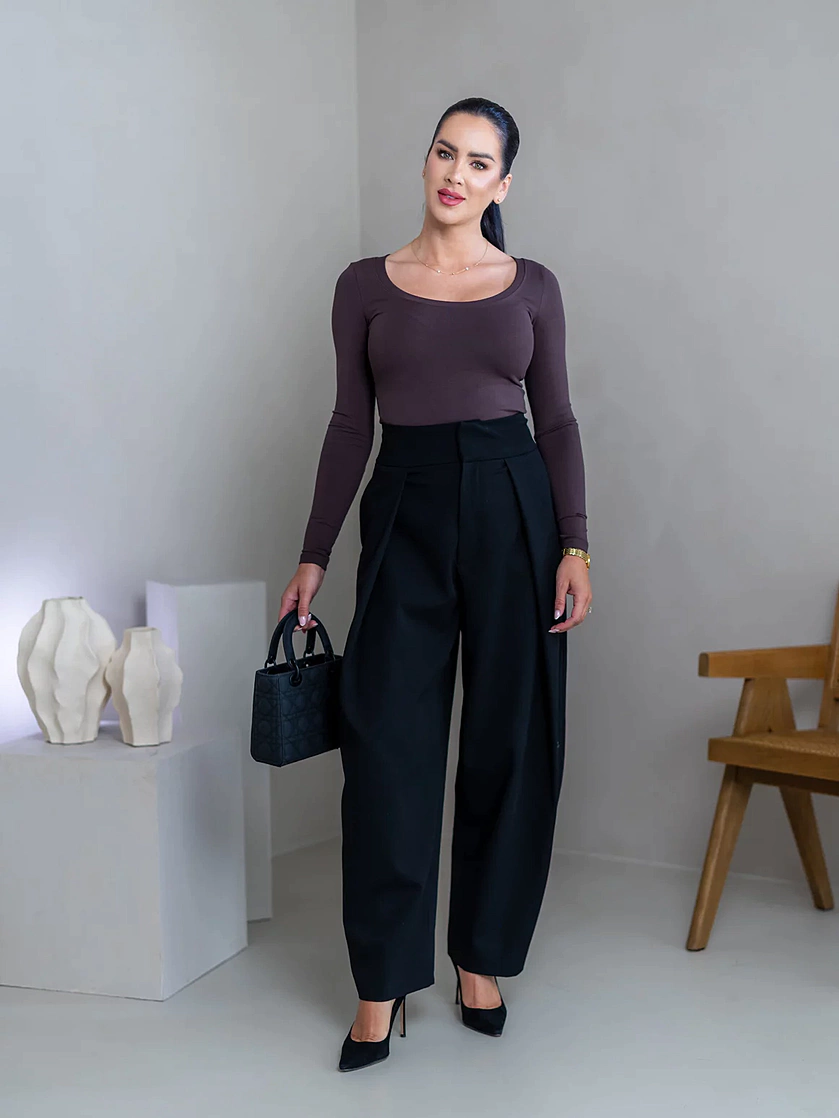 TRIČKO “VERONIKA“ - VEĽKÝ GUĽATÝ VÝSTRIH