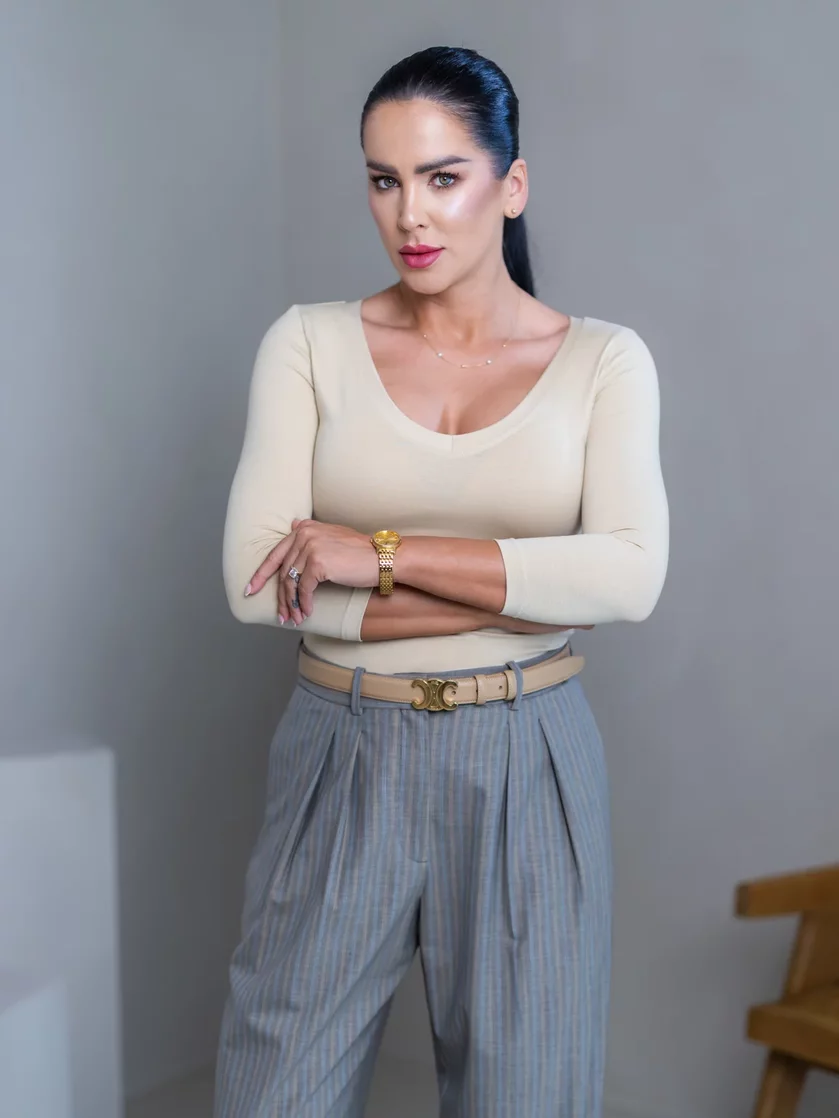 TRIČKO “VERONIKA“ - VEĽKÝ VÉČKOVÝ VÝSTRIH TRIČKO “VERONIKA“ - VEĽKÝ VÉČKOVÝ VÝSTRIH
