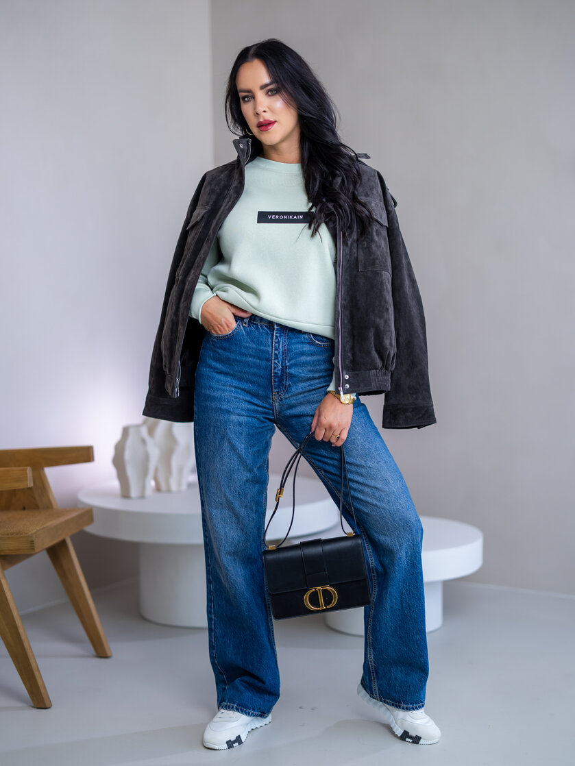 ZÁKLADNÁ MIKINA “BIANCA” - ETIKETA NA PRSIACH