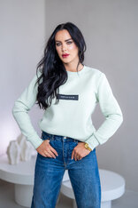 ZÁKLADNÁ MIKINA “BIANCA” - ETIKETA NA PRSIACH