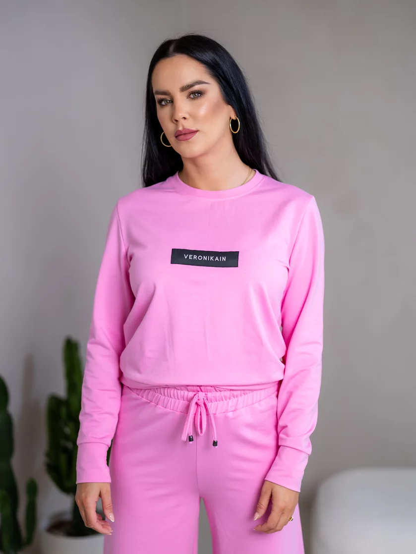 ZÁKLADNÁ MIKNA “BIANCA” S ETIKETOU NA PRSIACH ZÁKLADNÁ MIKNA “BIANCA” S ETIKETOU NA PRSIACH